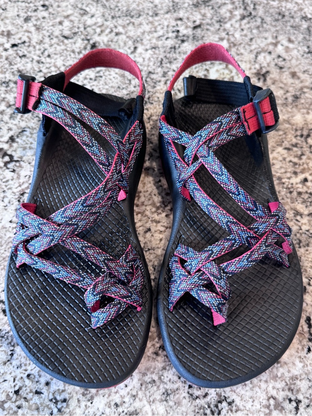 Chaco Women’s Outdoor Strappy Sandals in Black, Blue, Coral size 7